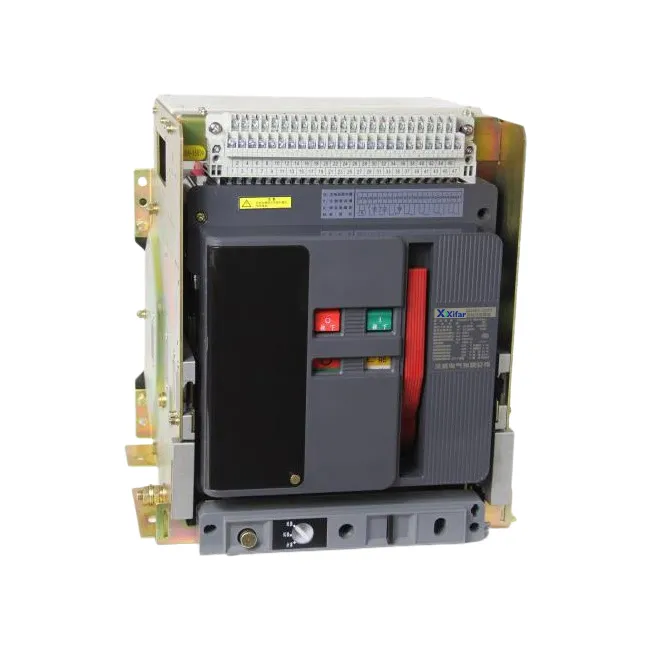 Máy cắt không khí Acb 2000a trong trạm biến áp